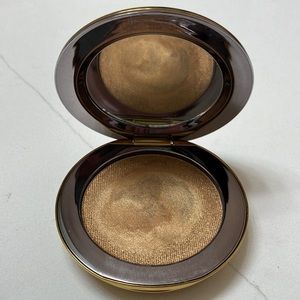 Westman Atelier Super Loaded Tinted Highlight in Peau de Soleil